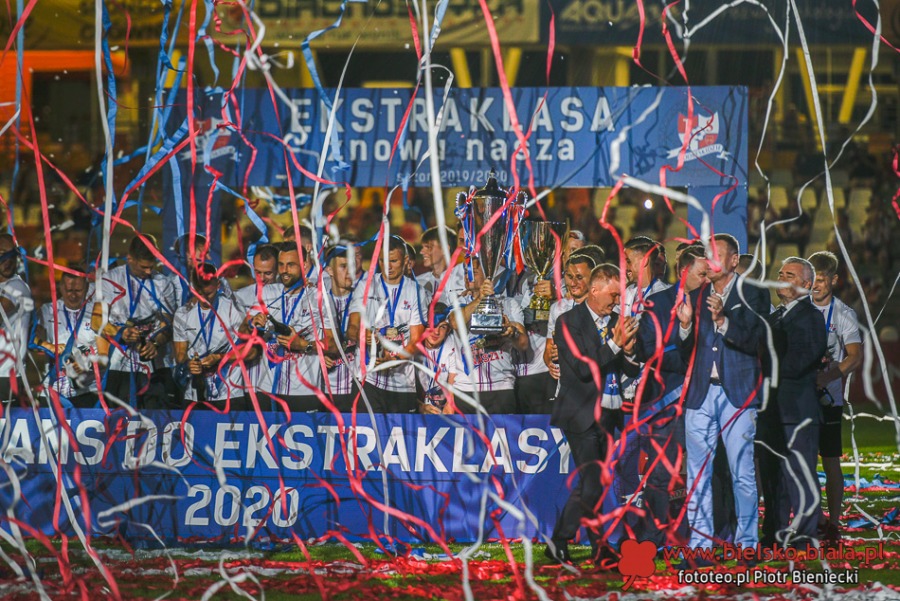 Bielska twierdza upadła na finiszu. Radość z powrotu do elity ZDJĘCIA