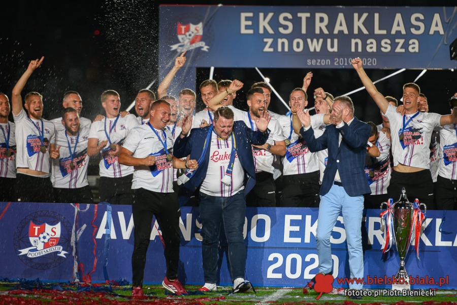 Bielska twierdza upadła na finiszu. Radość z powrotu do elity ZDJĘCIA