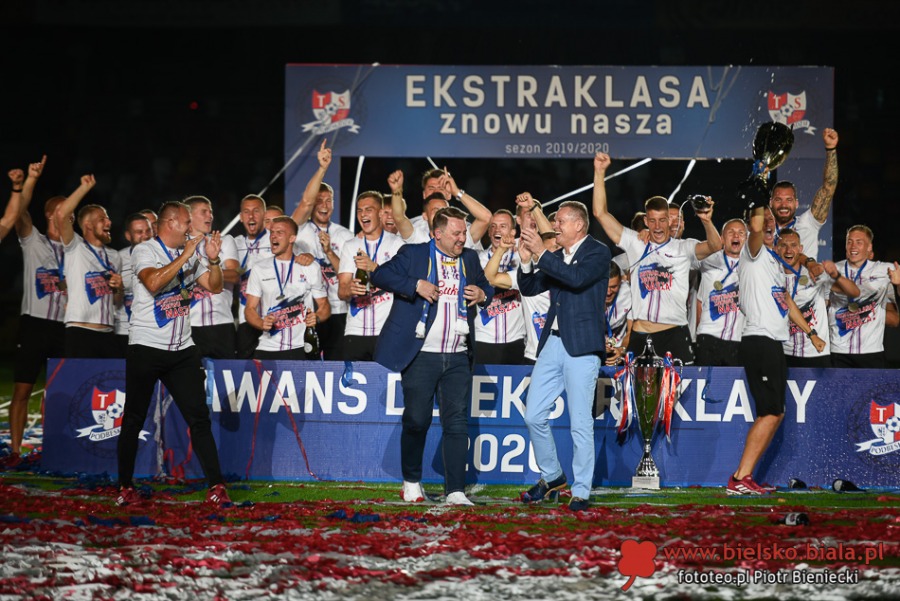 Bielska twierdza upadła na finiszu. Radość z powrotu do elity ZDJĘCIA