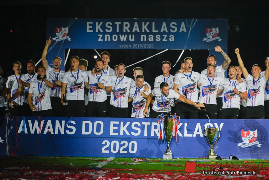 Bielska twierdza upadła na finiszu. Radość z powrotu do elity ZDJĘCIA