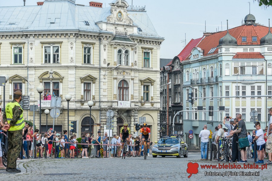 Zeszłoroczny zwycięzca Giro d'Italia najszybszy w Bielsku-Białej - foto