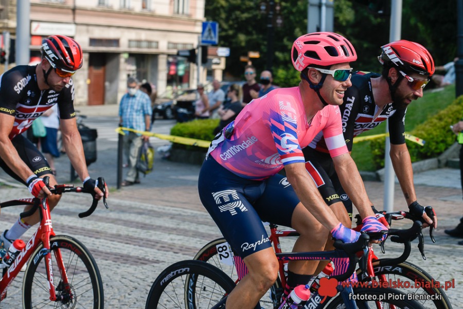 Zeszłoroczny zwycięzca Giro d'Italia najszybszy w Bielsku-Białej - foto
