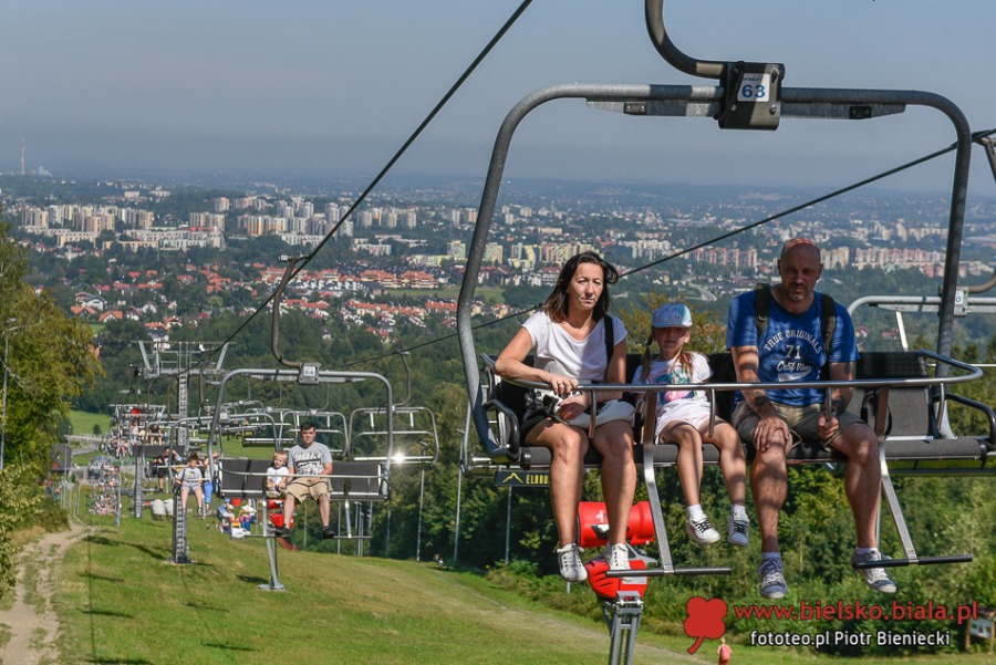 Prawdziwy hit na Dębowcu. Świetna zabawa i to bez ścisku ZDJĘCIA