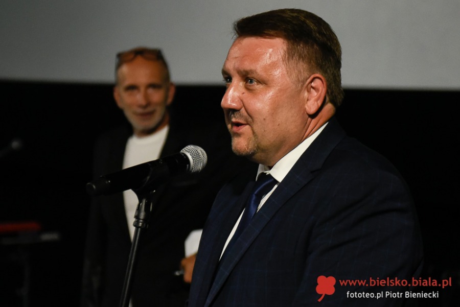 Piękne miasto i znajome twarze. Bielsko-Biała czaruje w YouTube PREMIERA