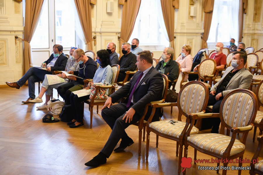 Z prądem i pod prąd. Nowe szlaki i trasy rowerowe w Bielsku-Białej PROJEKT