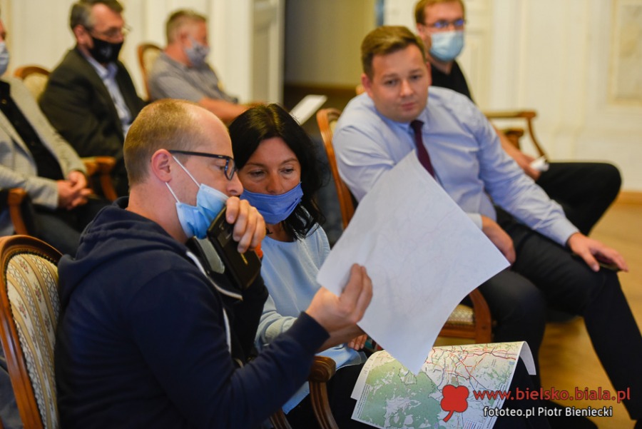 Z prądem i pod prąd. Nowe szlaki i trasy rowerowe w Bielsku-Białej PROJEKT