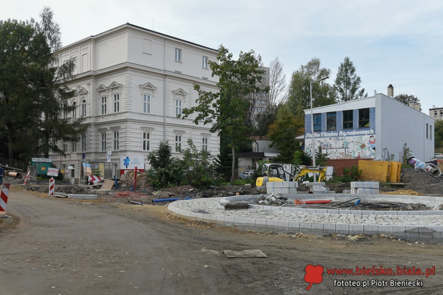 Cieszyńska przed wiekami i dziś. Spacer z prezentacją archiwalnych zdjęć ZDJĘCIA
