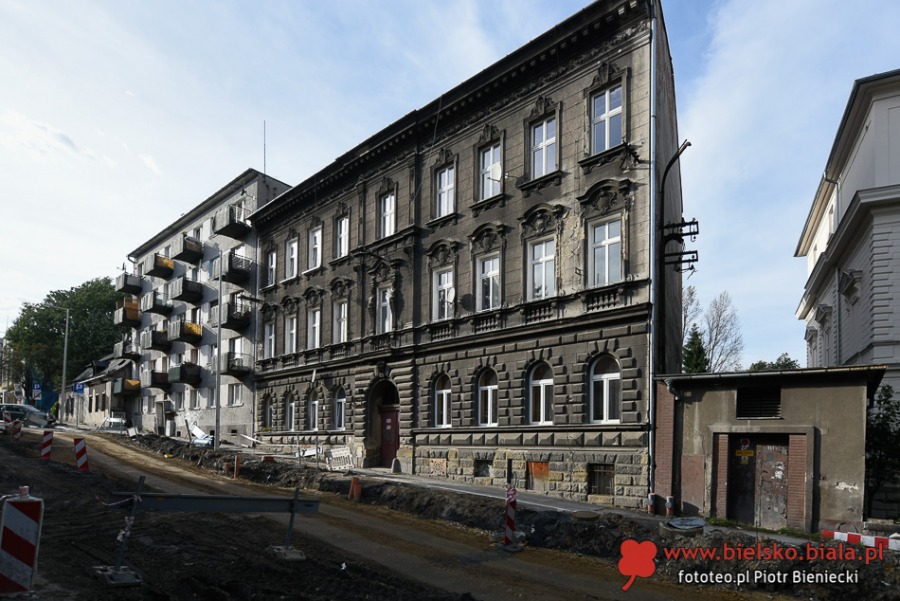 Cieszyńska przed wiekami i dziś. Spacer z prezentacją archiwalnych zdjęć ZDJĘCIA