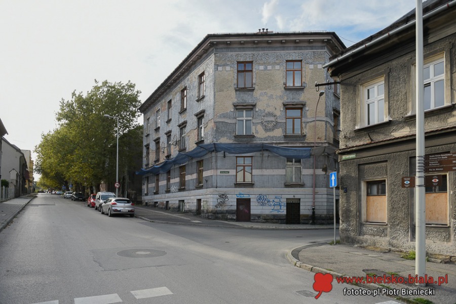 Cieszyńska przed wiekami i dziś. Spacer z prezentacją archiwalnych zdjęć ZDJĘCIA