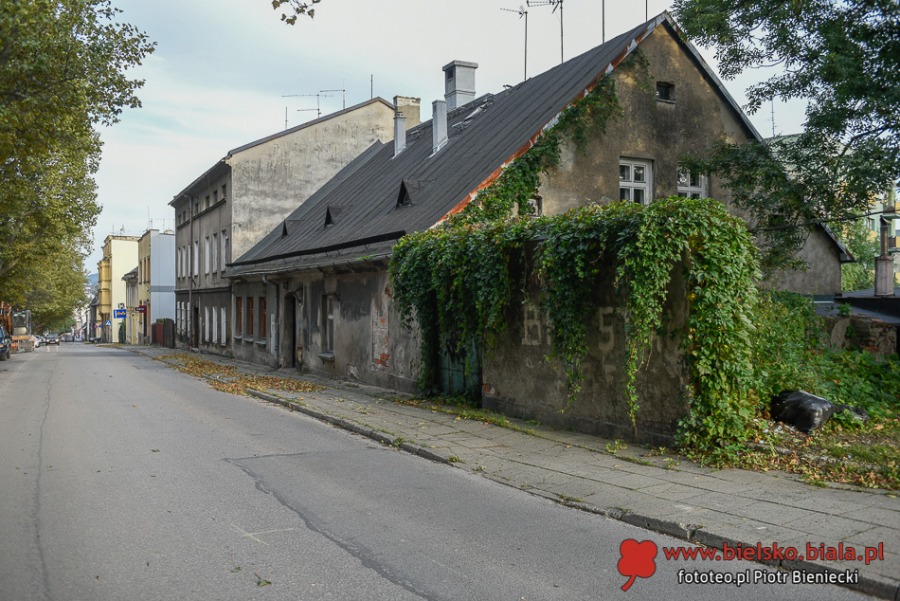 Cieszyńska przed wiekami i dziś. Spacer z prezentacją archiwalnych zdjęć ZDJĘCIA