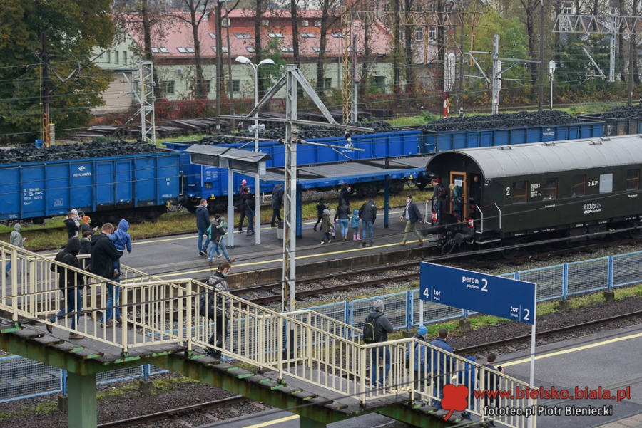 Skansen na stacji Bielsko-Biała Główna. Kolejka do parowozu ZDJĘCIA