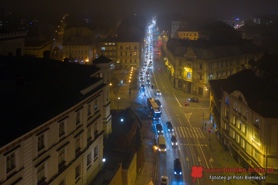 Protest samochodowy na ulicach Bielska-Białej. Nowa formuła strajku kobiet ZDJĘCIA