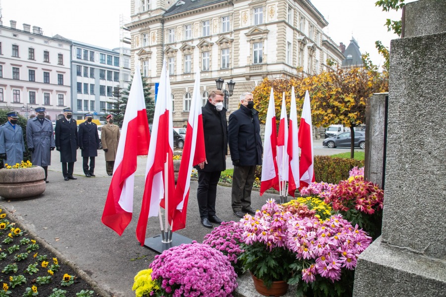 Skromna oprawa obchodów Święta Niepodległości. Bielsko-Biała świętuje on-line