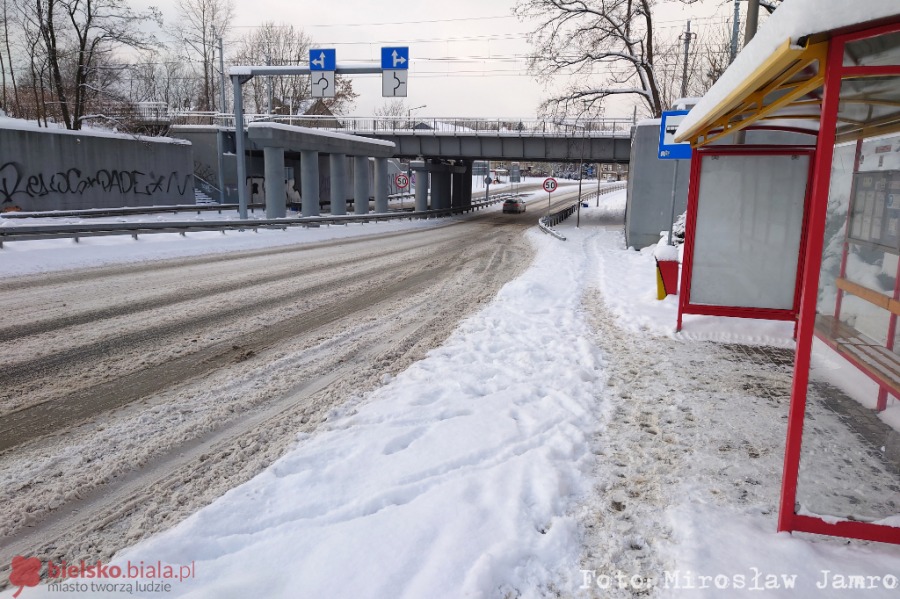 Zima jak za czasów PRL. Zdecydowanie przydać się może łopata - foto