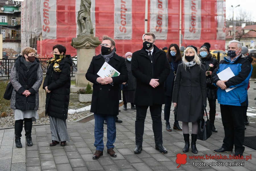 Pogrzeb Marii Koterbskiej. Bielsko-Biała z honorami żegna wielką Artystkę ZDJĘCIA