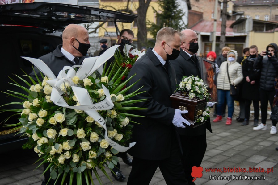 Pogrzeb Marii Koterbskiej. Bielsko-Biała z honorami żegna wielką Artystkę ZDJĘCIA
