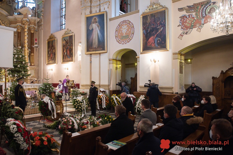 Pogrzeb Marii Koterbskiej. Bielsko-Biała z honorami żegna wielką Artystkę ZDJĘCIA