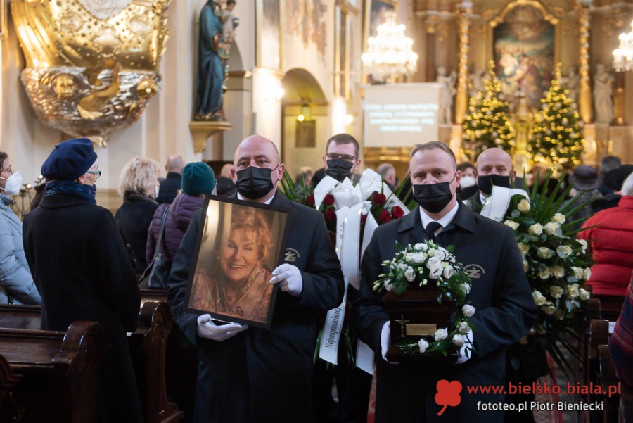 Pogrzeb Marii Koterbskiej. Bielsko-Biała z honorami żegna wielką Artystkę ZDJĘCIA