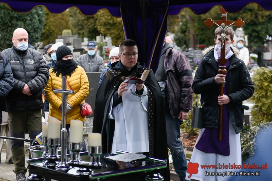 Pogrzeb Marii Koterbskiej. Bielsko-Biała z honorami żegna wielką Artystkę ZDJĘCIA