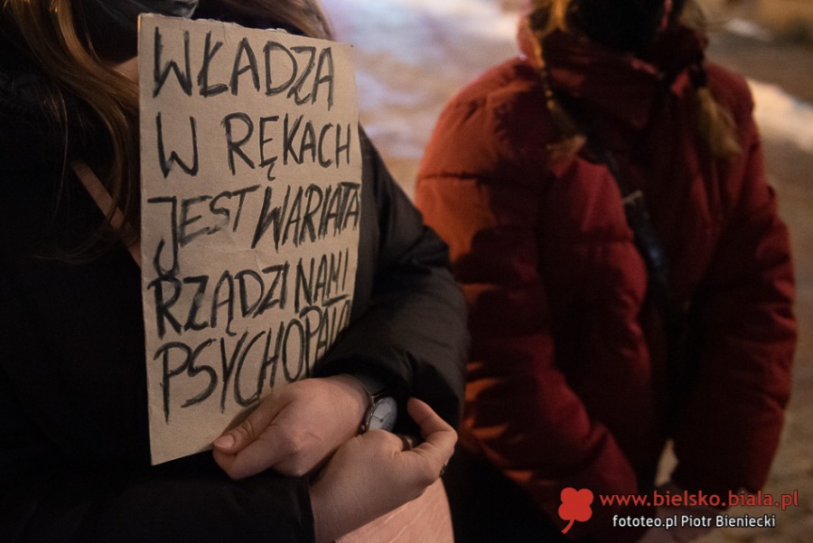 Wracają protesty uliczne. "Termin publikacji wyroku nie jest przypadkowy" ZDJĘCIA
