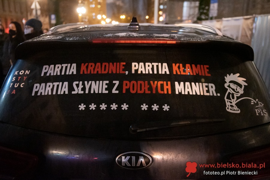Wracają protesty uliczne. "Termin publikacji wyroku nie jest przypadkowy" ZDJĘCIA
