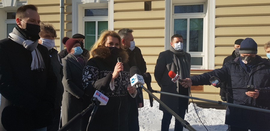 Wyrok śmierci odroczony do wiosny? Niezwykła jedność opozycji w sprawie szpitala