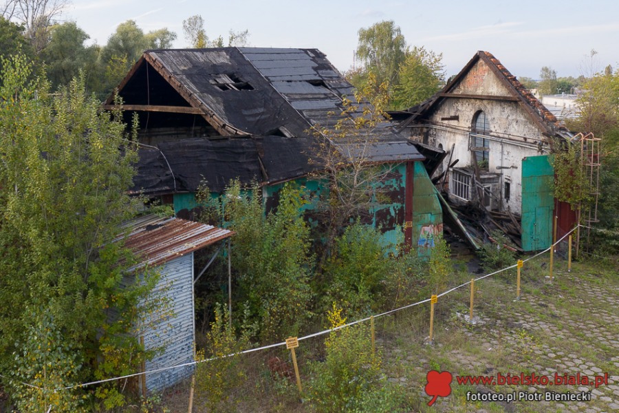 Historia dewastacji bielskiego zabytku. Ruiny zniszczył pożar ZDJĘCIA