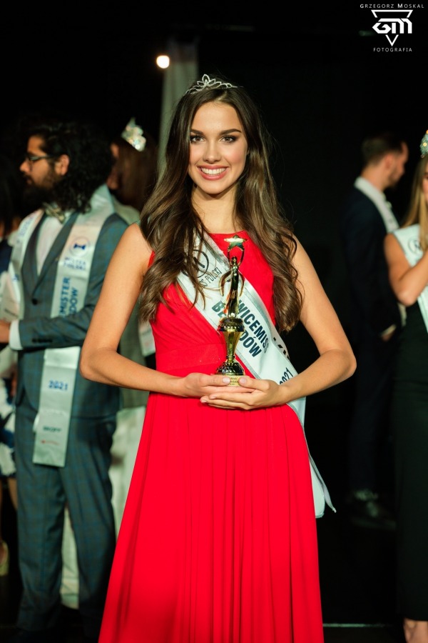 Piękna Kathrin została Miss Beskidów. Jest pół Polką, pół Czeszką ZDJĘCIA