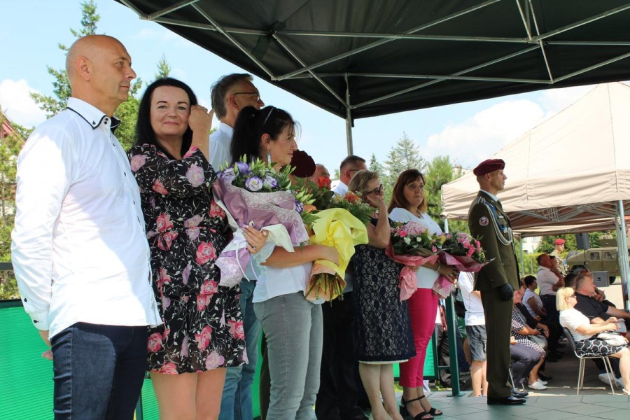 Uroczysta przysięga wojskowa jak za dawnych lat. Legia kusi studentów - foto