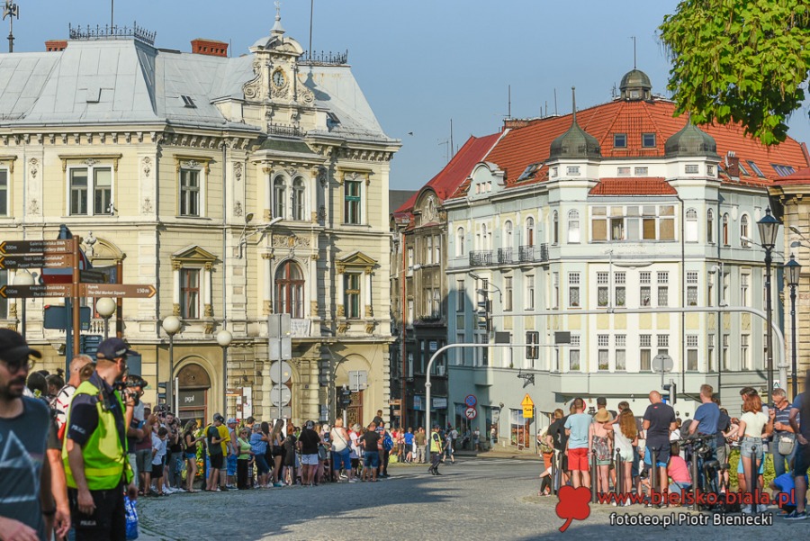 Tłumy czekały na wielki wyścig. Gwiazdy sportu rzadko u nas goszczą ZDJĘCIA