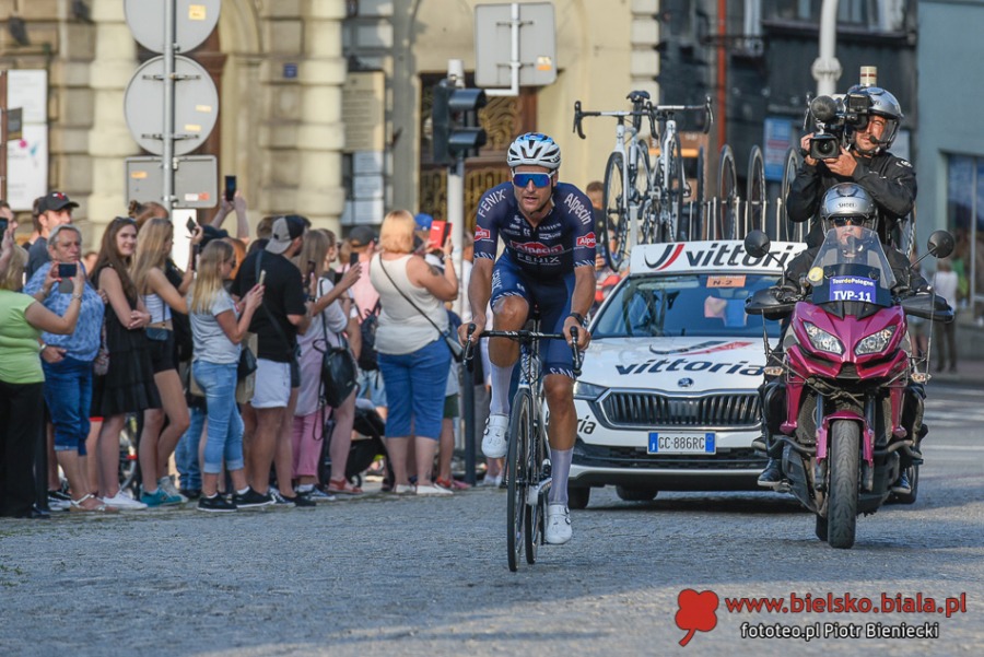Tłumy czekały na wielki wyścig. Gwiazdy sportu rzadko u nas goszczą ZDJĘCIA