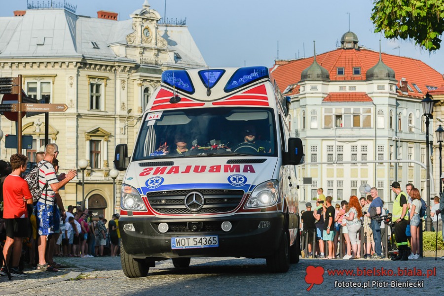 Tłumy czekały na wielki wyścig. Gwiazdy sportu rzadko u nas goszczą ZDJĘCIA