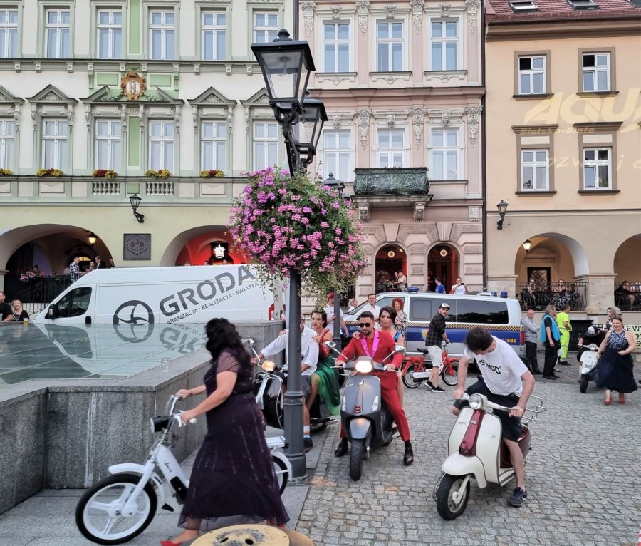 Neapol na bielskim Rynku. Tłumy słuchały włoskich przebojów ZDJĘCIA