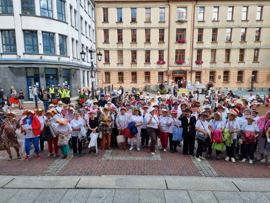 Sztuczki na placu Wojska Polskiego. Atrakcje dla najstarszych i najmłodszych ZDJĘCIA
