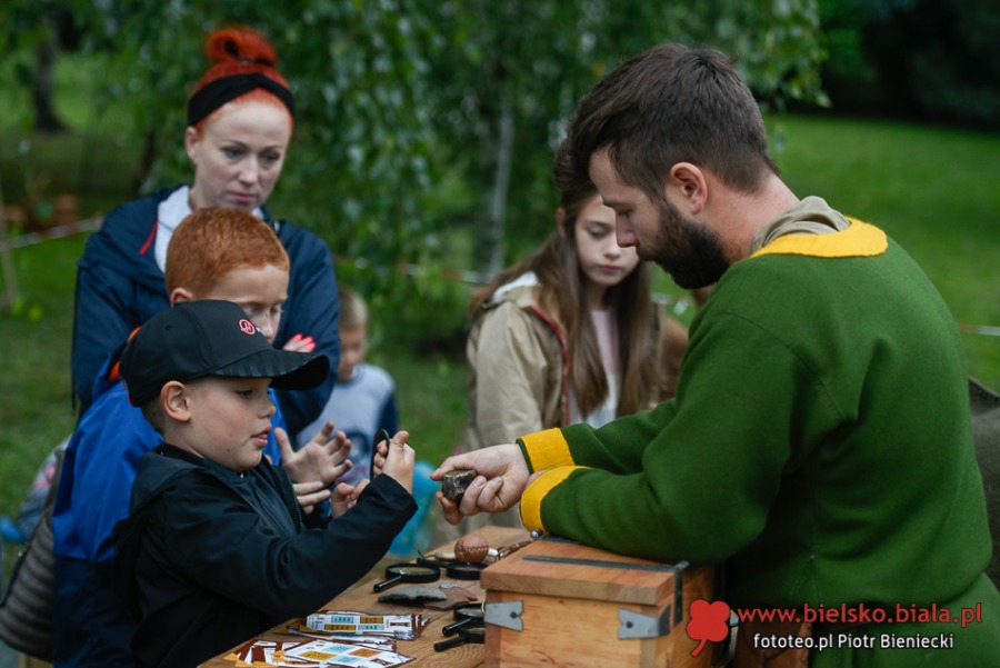 Piknik marzeń. Tłumy w średniowiecznej wiosce w Starym Bielsku ZDJĘCIA