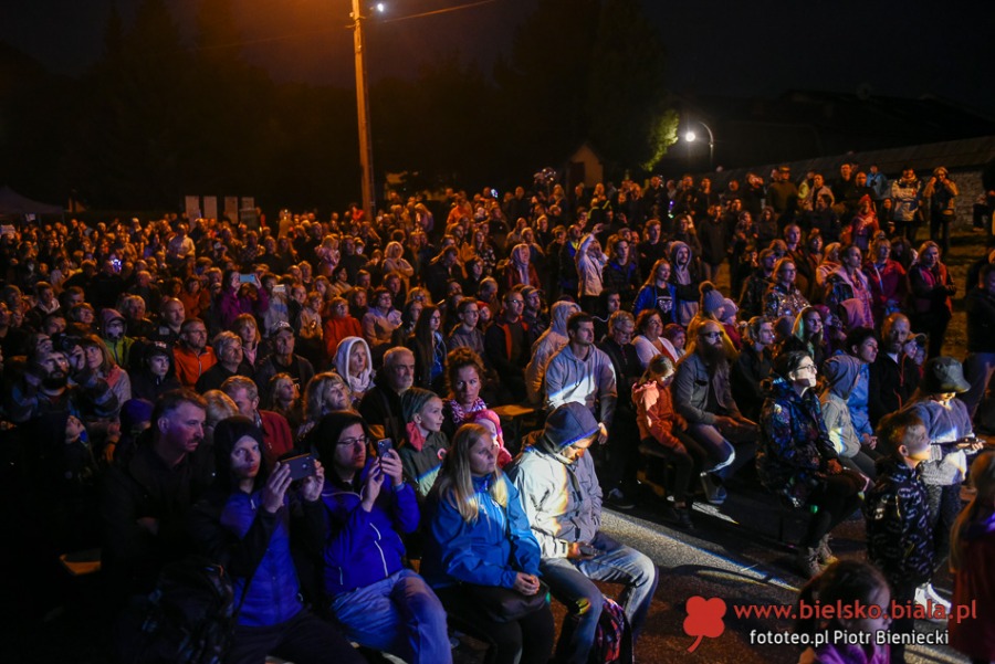 Piknik marzeń. Tłumy w średniowiecznej wiosce w Starym Bielsku ZDJĘCIA