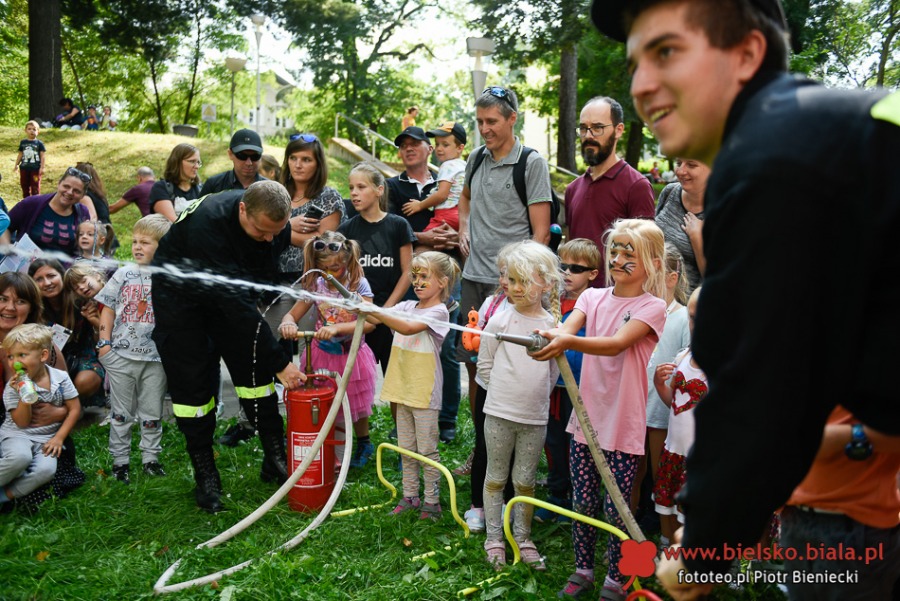 Tłumnie w Parku Słowackiego. Z tego zaproszenia trzeba było skorzystać! ZDJĘCIA