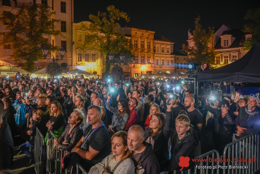 Wielki ogród zakwitł na Rynku. Porywający koncert dla miasta kwiatów ZDJĘCIA