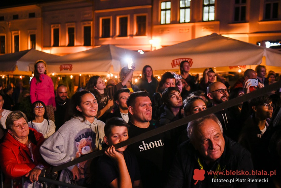 Wielki ogród zakwitł na Rynku. Porywający koncert dla miasta kwiatów ZDJĘCIA