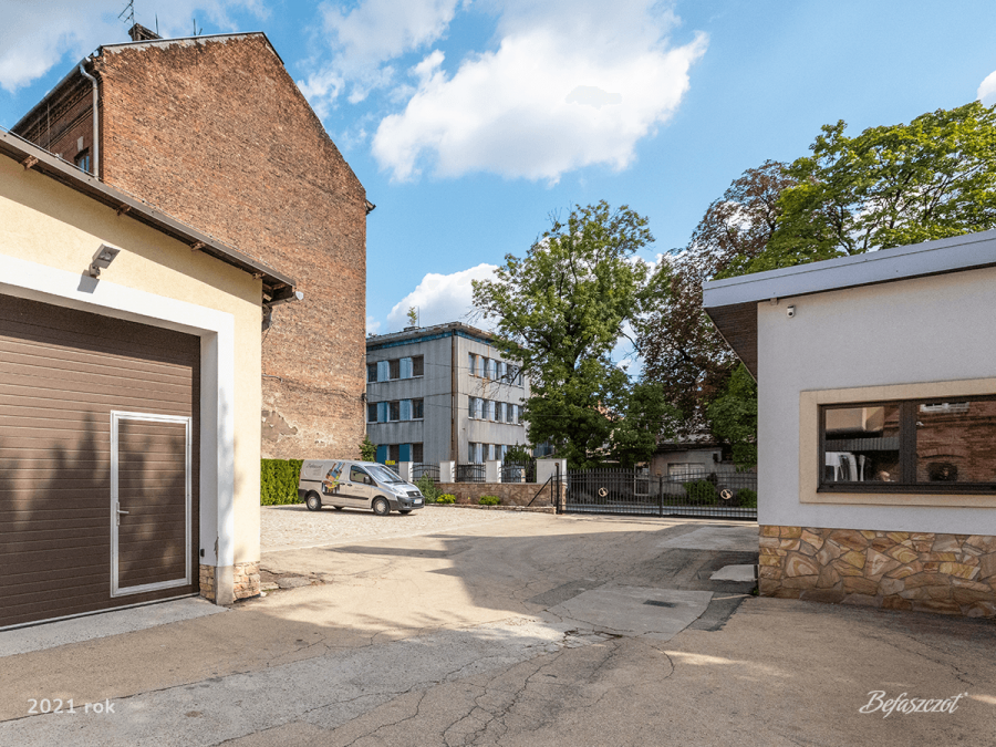 Historyczna fabryka w centrum Bielska-Białej. Tak zmieniała się przez ponad 100 lat ZDJĘCIA