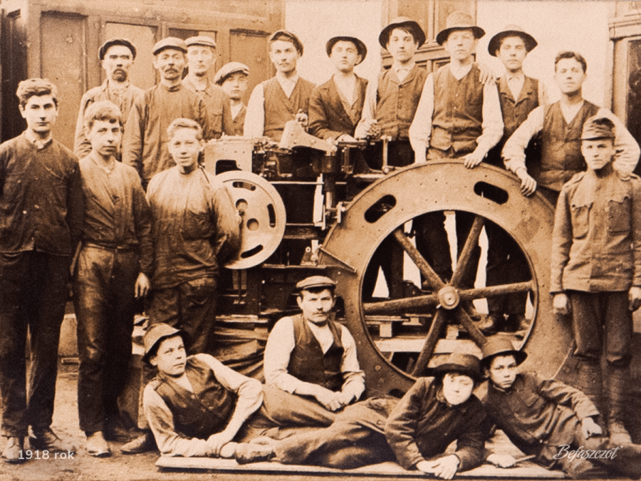 Historyczna fabryka w centrum Bielska-Białej. Tak zmieniała się przez ponad 100 lat ZDJĘCIA