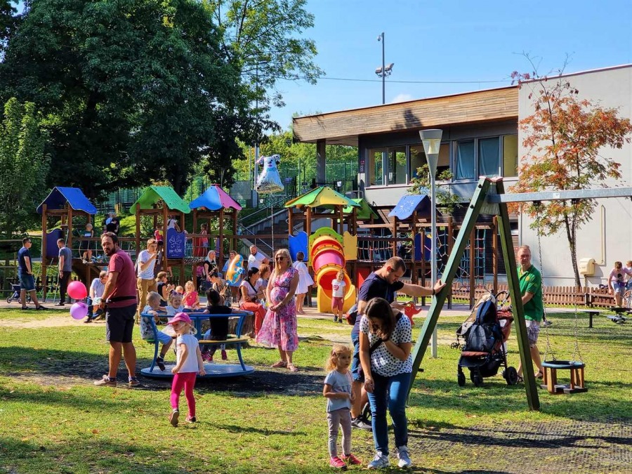 Tłumy w Parku Słowackiego. Można wygrać zaproszenia do parków rozrywki i restauracji ZDJĘCIA