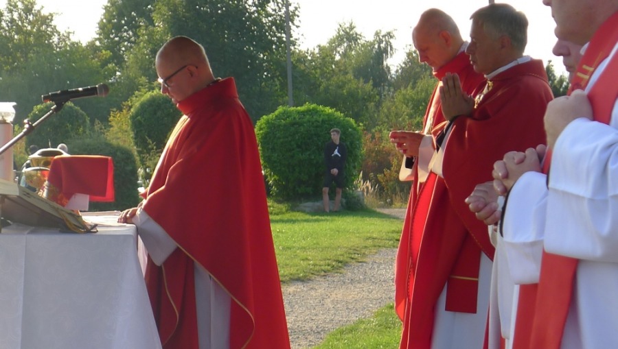 Nowa tablica od władz Bielska-Białej. Msza z udziałem prezydenta miasta - foto
