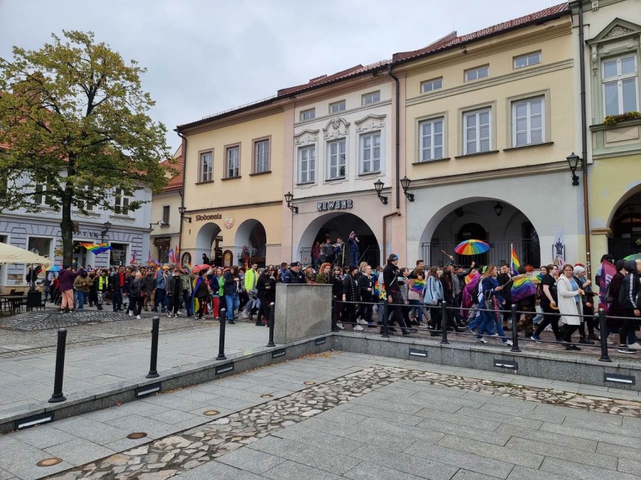 Marsz dumnej mniejszości. Początek nowej tradycji w Bielsku-Białej? ZDJĘCIA