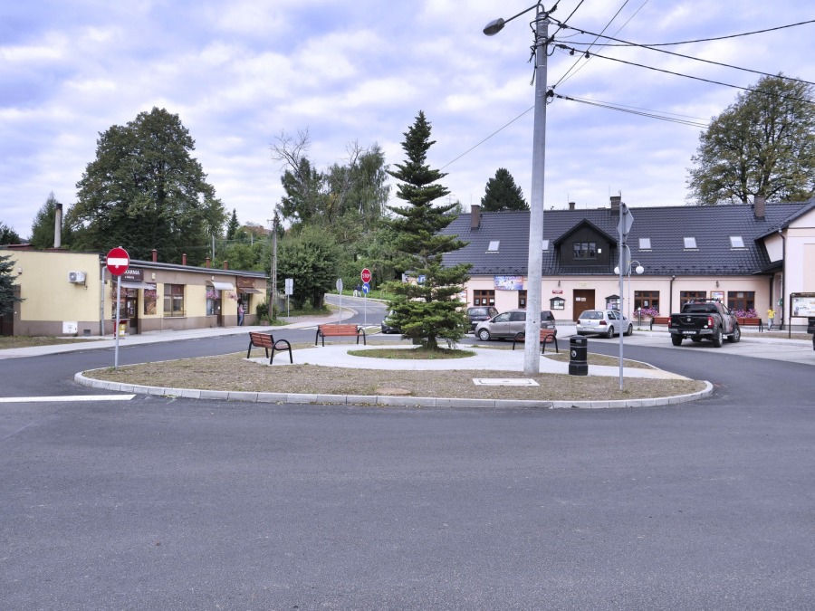 Koniec ważnej inwestycji w Lipniku. Centrum jest teraz ładniejsze i bezpieczniejsze ZDJĘCIA