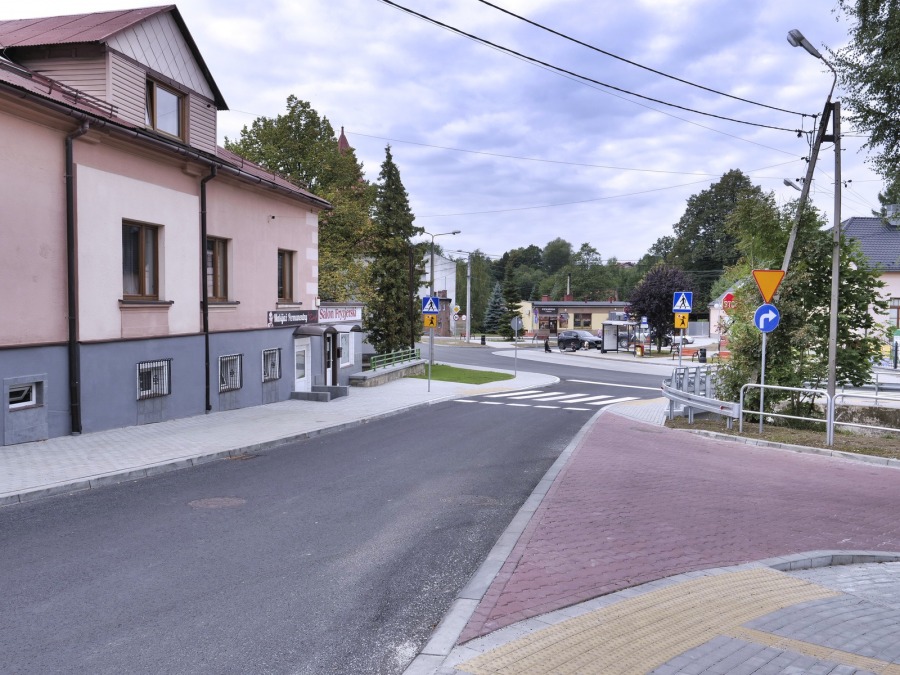 Koniec ważnej inwestycji w Lipniku. Centrum jest teraz ładniejsze i bezpieczniejsze ZDJĘCIA