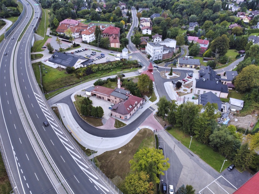 Koniec ważnej inwestycji w Lipniku. Centrum jest teraz ładniejsze i bezpieczniejsze ZDJĘCIA