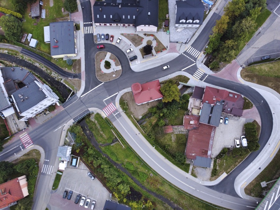 Koniec ważnej inwestycji w Lipniku. Centrum jest teraz ładniejsze i bezpieczniejsze ZDJĘCIA