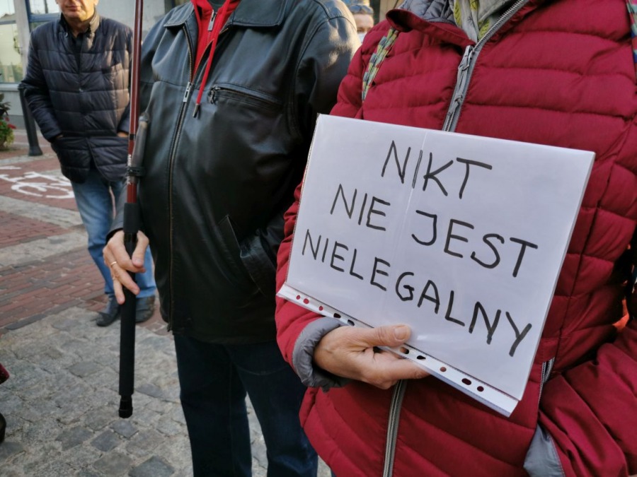 Protest przeciwko nieludzkiemu traktowaniu uchodźców. Jutro kolejny ZDJĘCIA