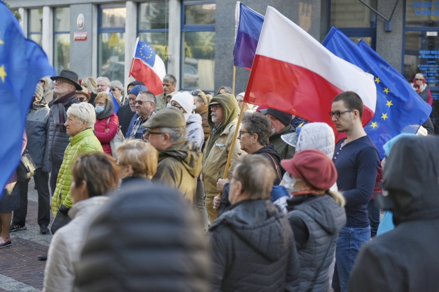 Protest przeciwko nieludzkiemu traktowaniu uchodźców. Jutro kolejny ZDJĘCIA